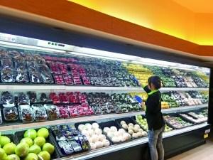 水果胡萝卜、蛇皮果、火参果“网红”水果跨界受捧