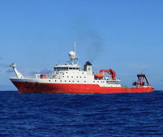 中国将对南海及附属岛礁进行科考和历史资料整编
