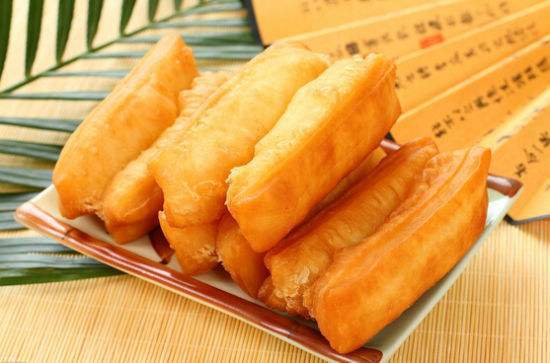 松脆美味的油条竟加了洗衣粉？