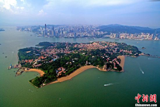 鼓浪屿位于福建省厦门市。<a target='_blank' href='http://www.chinanews.com/' _fcksavedurl='http://www.chinanews.com/'></table>中新社</a>记者 王东明 摄