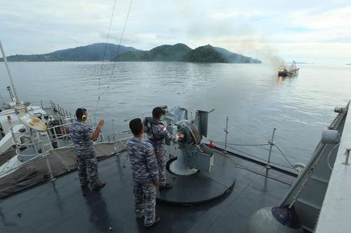 印尼将南海部分海域命名为“北纳土纳海” 中方回应