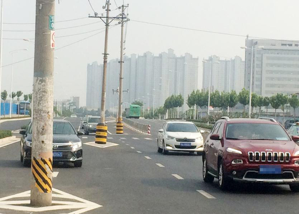 8根电线杆成路霸