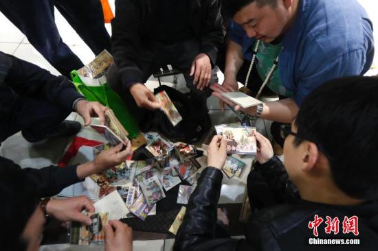 资料图：北京潘家园。 <a target='_blank' href='http://www.chinanews.com/'>中新社</a>记者 富田 摄
