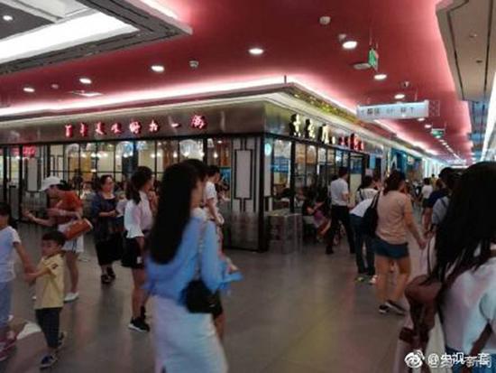 央媒评震后食客返餐馆买单:照鉴出中国人诚信之本