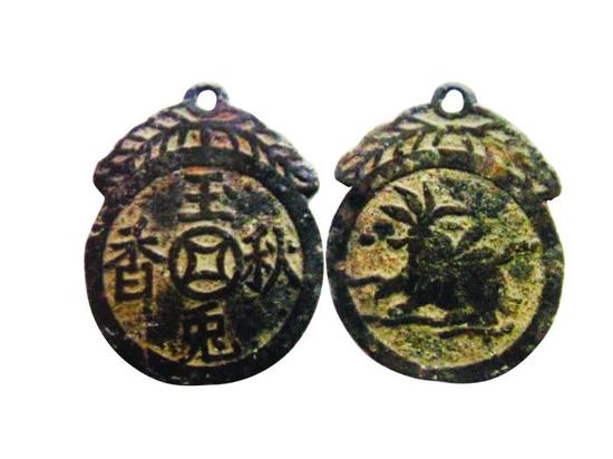 玉兔秋香挂花