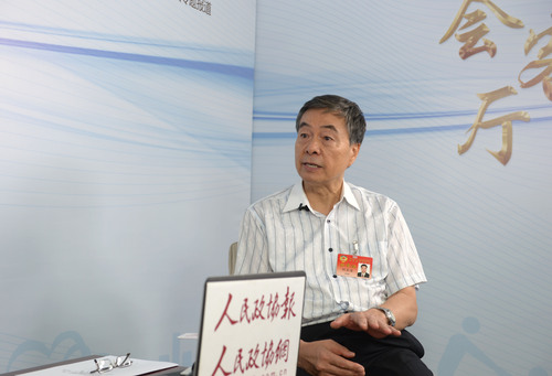 何丕洁