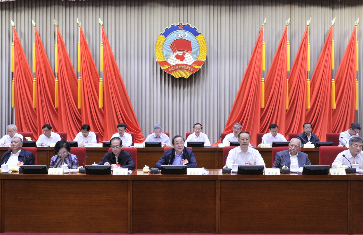    全国政协十二届常委会第二十二次会议闭幕