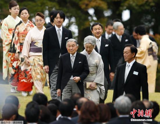 当地时间2014年11月6日，日本东京，天皇明仁，皇后美智子、皇太子德仁等皇室成员一同出席秋季皇家游园会。