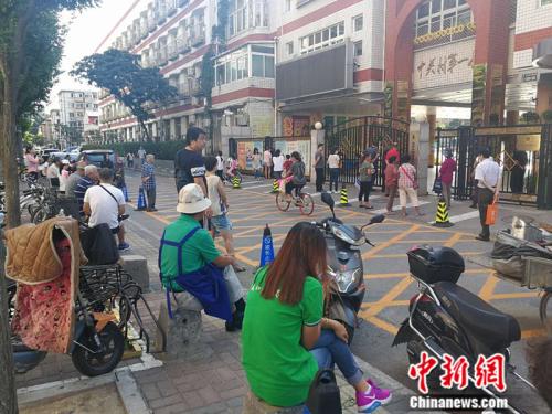 点击进入下一页