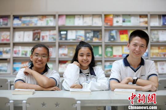 新疆高中生拍摄微视频入围第八届全国青少年科学影像节
