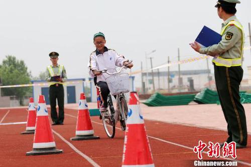 点击进入下一页