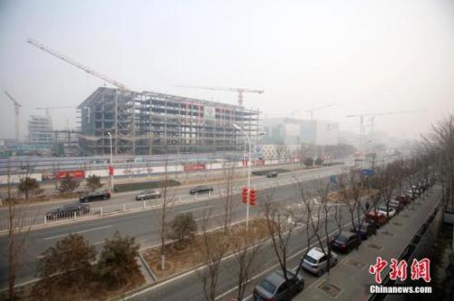 资料图：北京城市副中心建设工地 <a target='_blank' href='http://www.chinanews.com/'>中新社</a>记者 韩海丹 摄