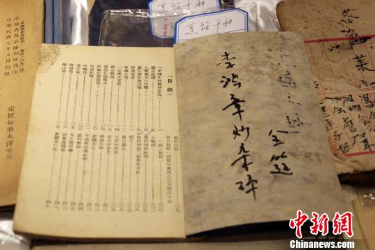 《烹饪千种》一书中，有“李鸿章炒杂碎”等直隶官府菜的烹饪方法。　于俊亮 摄