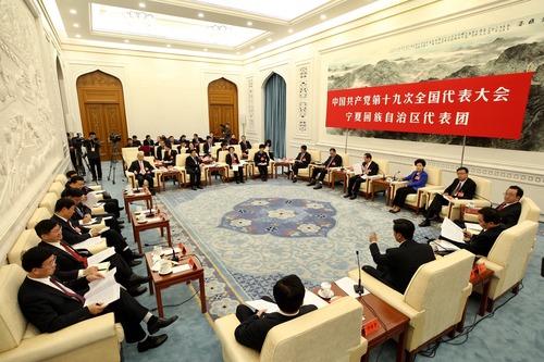 代表团讨论向中外记者开放1 (2)
