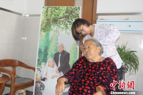 点击进入下一页