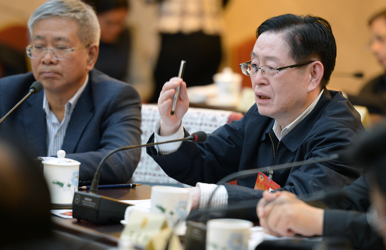 王作安常委在分组讨论会上发言