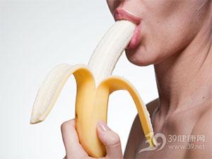 注意！4种食物不能跟香蕉一起吃