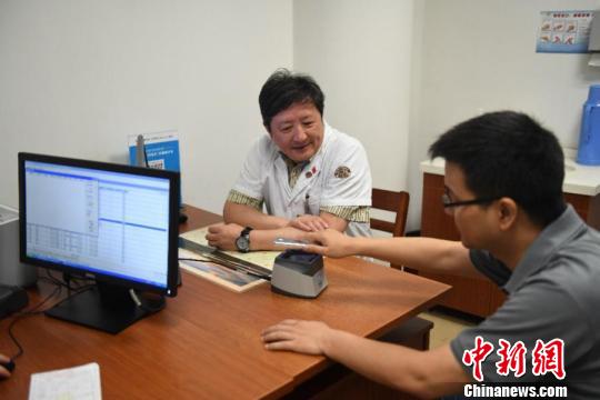 杭州实现无现金看病支付宝“扫脸”绑定电子社保卡