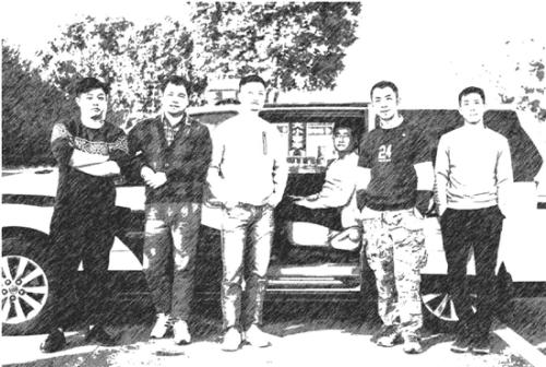 冯贺 摄