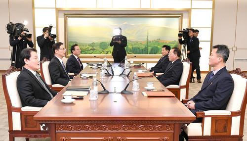 韩媒：朝韩冬奥会谈获重大突破 将在开幕式共举统一旗_《参考消息》官方网站