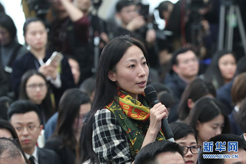 香港文汇报、大公报记者提问
