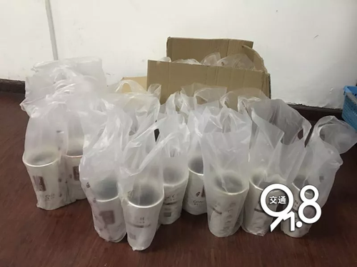 这份订单要火!女子元宵节花700元点50份外卖送交警