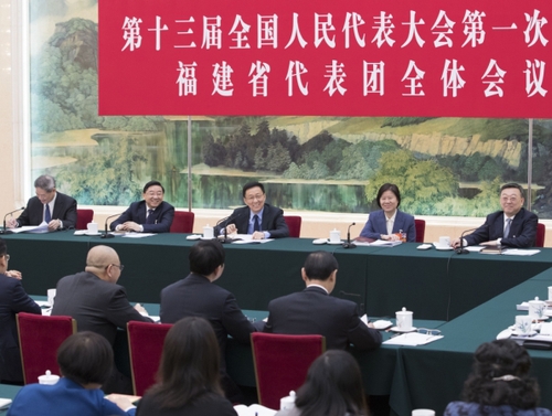 韩正参加福建代表团审议