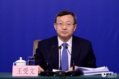 商务部副部长兼国际贸易谈判副代表王受文 人民网记者 张启川 摄
