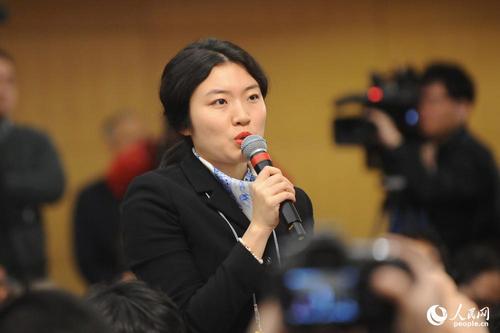 新华社记者提问 人民网记者 郝勇 摄