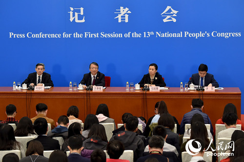 全国人大常委会法工委主任沈春耀等答记者问