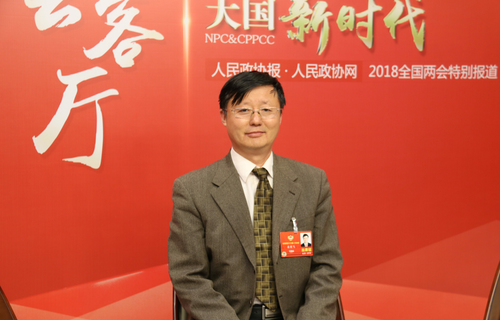 全国政协委员、中国食品药品检定研究院研究员岳秉飞