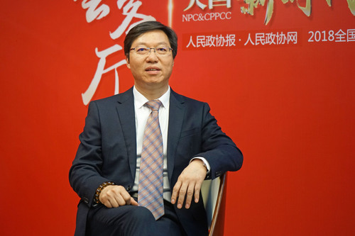 伏刚-正面