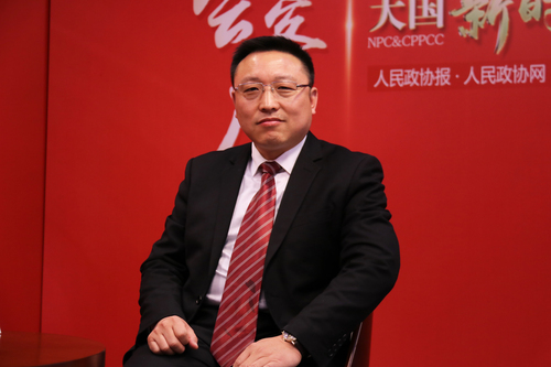 李浩委员-正面