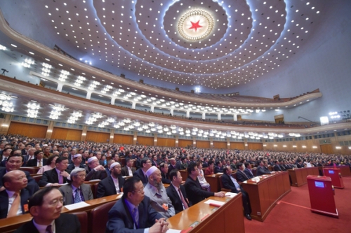 （3）全国政协十三届一次会议举行第四次全体会议