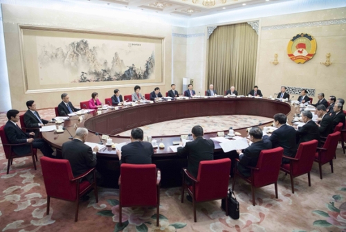 汪洋主持召开政协第十三届全国委员会第一次主席会议