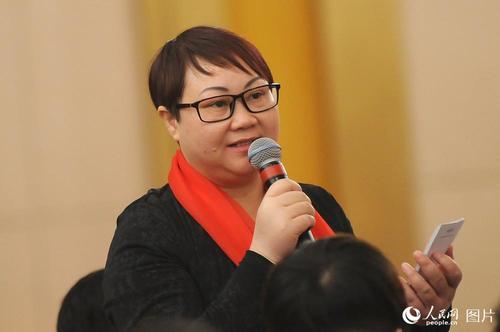 俄罗斯金砖电视台、阿尔法电视台记者提问