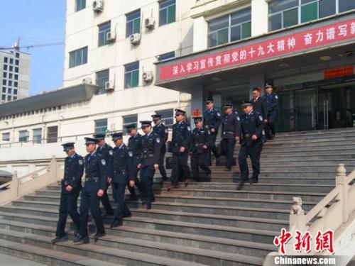 点击进入下一页