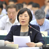 全国政协常委、中国进出口银行董事长胡晓炼：引导非金融企业杠杆率稳步下降