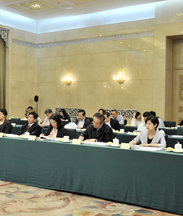学校可成为帮助家长教育孩子的重要平台