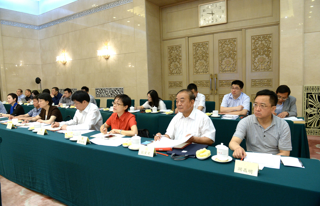 来自相关领域的全国政协委员被邀请列席全国政协双周协商座谈会