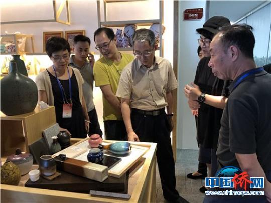 中国侨网厦门思明区政协港澳台侨委视察台湾青年创业基地。　钟欣　摄