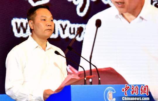 图为：余姚市委书记奚明发言。　何蒋勇 摄
