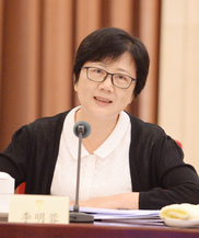 政府要带头讲法治，履行生效法律文书
