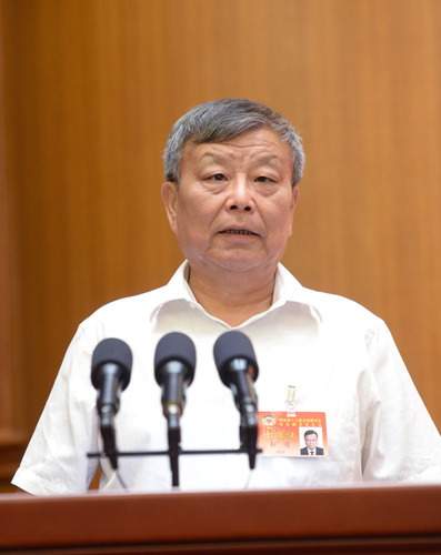 赖明