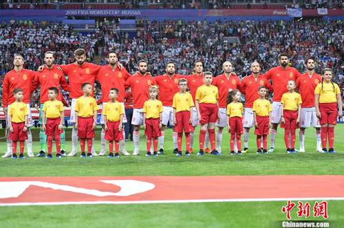 图为西班牙队。<a target='_blank' href='http://www.chinanews.com/'>中新社</a>记者 田博川 摄 点击进入下一页