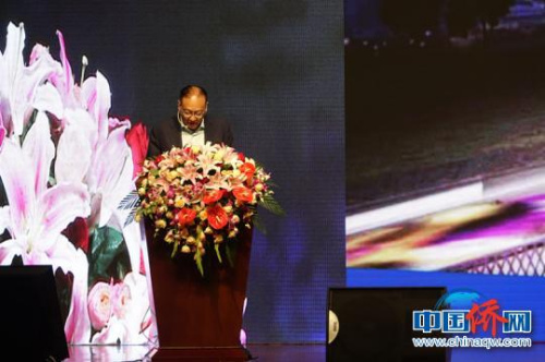 美国威特集团董事长李学海演讲。　冉文娟 摄