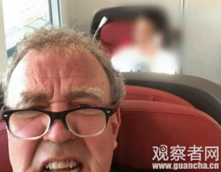 中国男子乘高铁大声打电话 英主播录像连说4句闭嘴
