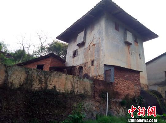 8月初，当地特色建筑。福建巨口乡馀庆村雕楼式土厝。　詹国兵　摄