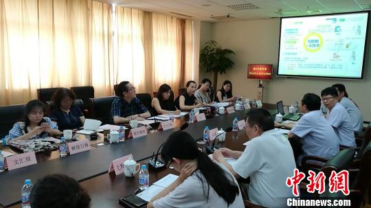 病理医生“稀缺”上海探索“云病理”平台助力精准诊疗、健康扶贫