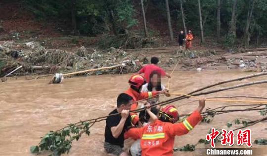 台风致山东潍坊147万余人受灾直接经济损失92亿元